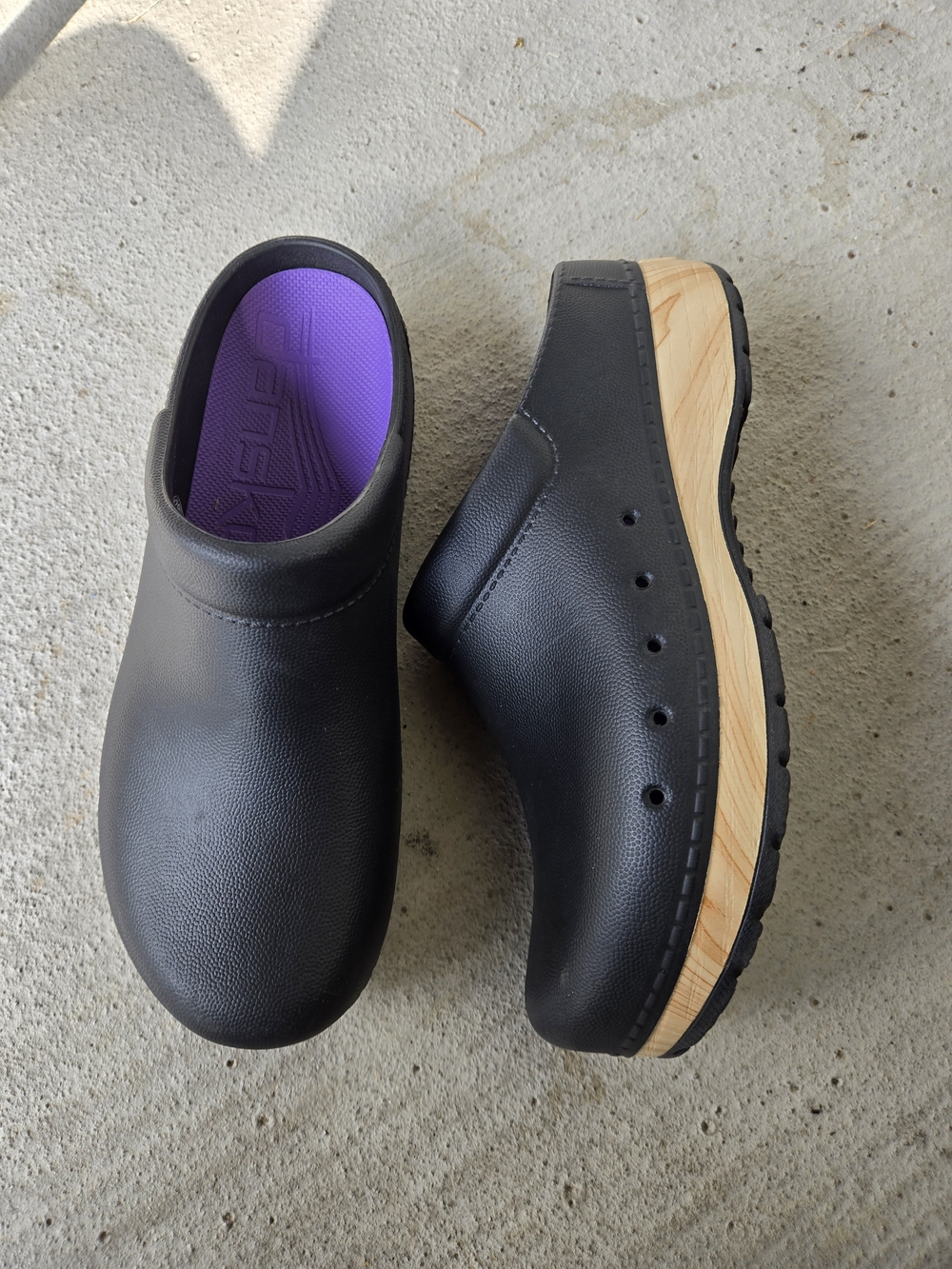 Dansko  Clogs Waterproof Excellente Conditions